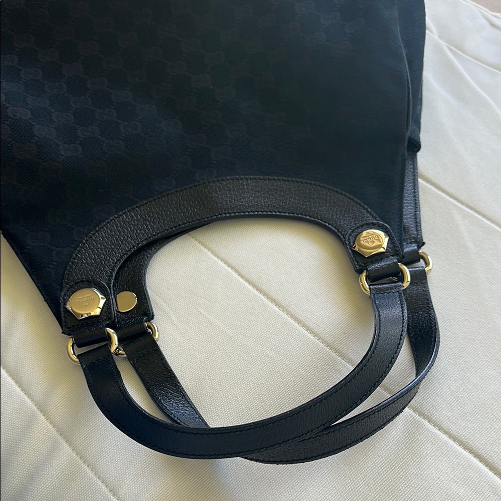 ✨Gucci Authentic Hobo Bag✨ - Picture 8 of 17